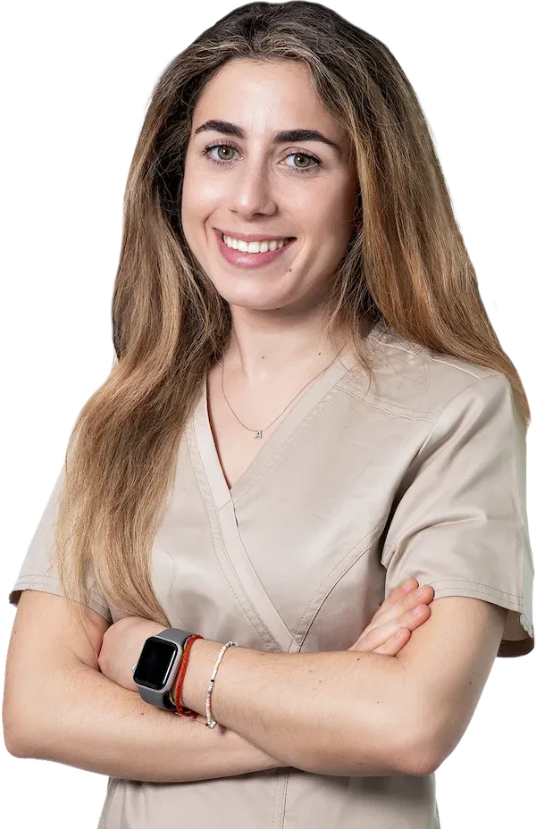 Retrato del Dra. Alejandra Vega Rodríguez, Odontóloga general - Endodoncista en KOURA DENTAL PLUS